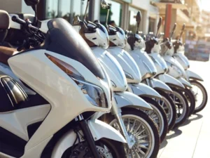 sewa motor di indonesia